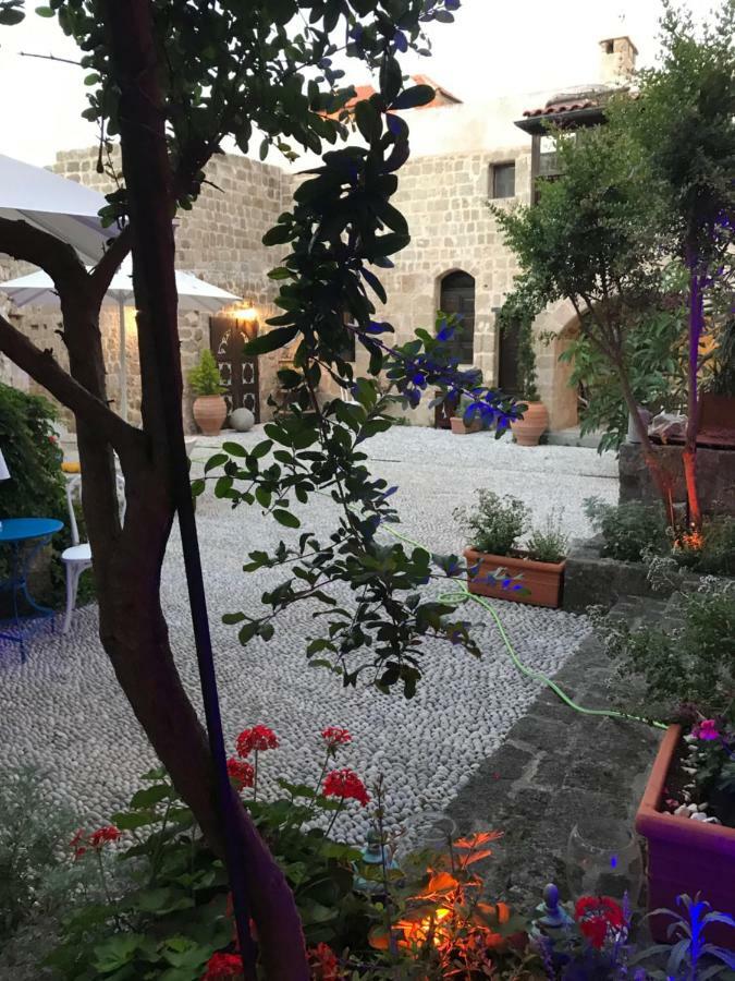 Saint Artemios Hotel And Oriental Suites Rhodes City Buitenkant foto