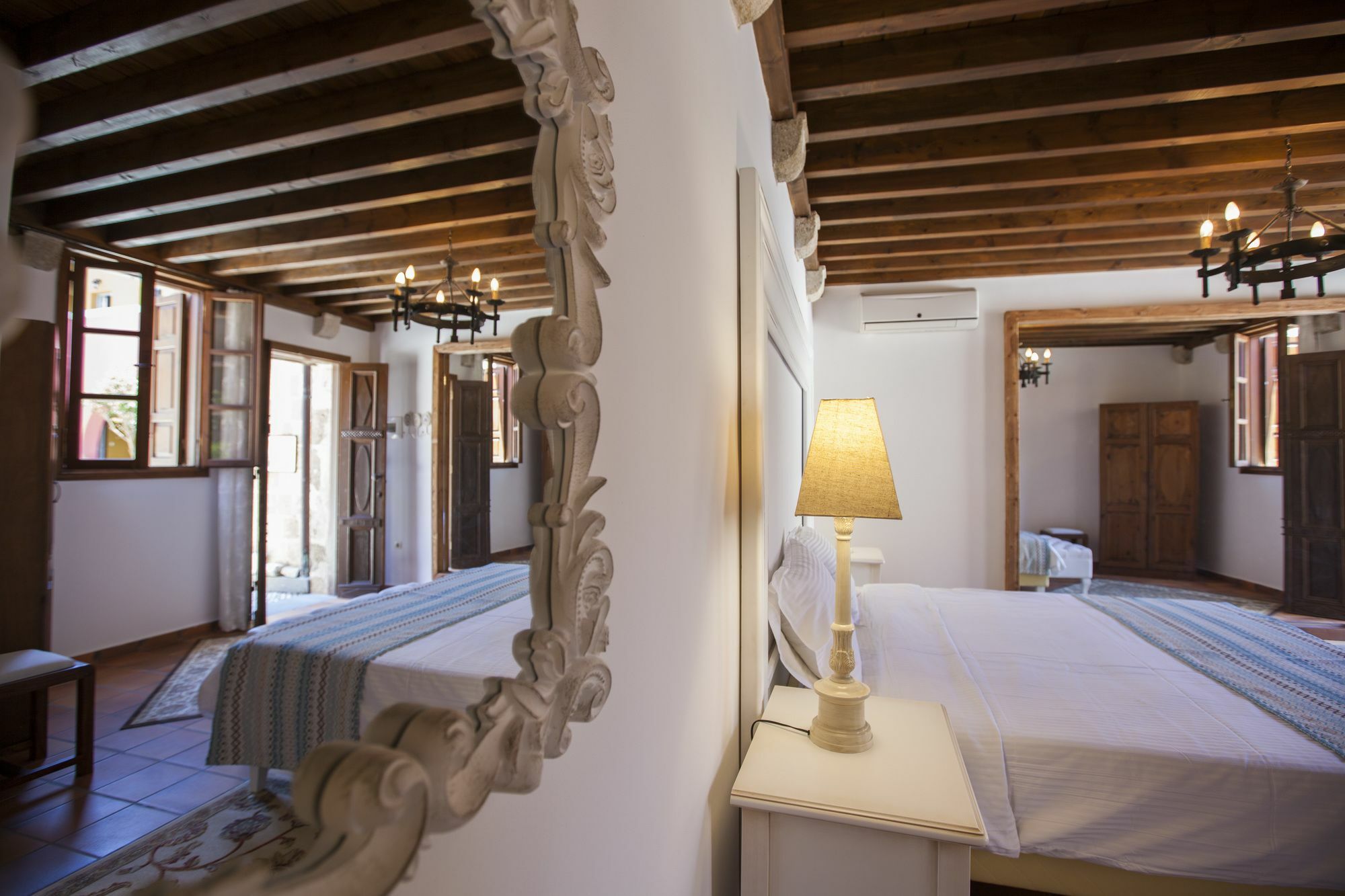 Saint Artemios Hotel And Oriental Suites Rhodes City Buitenkant foto