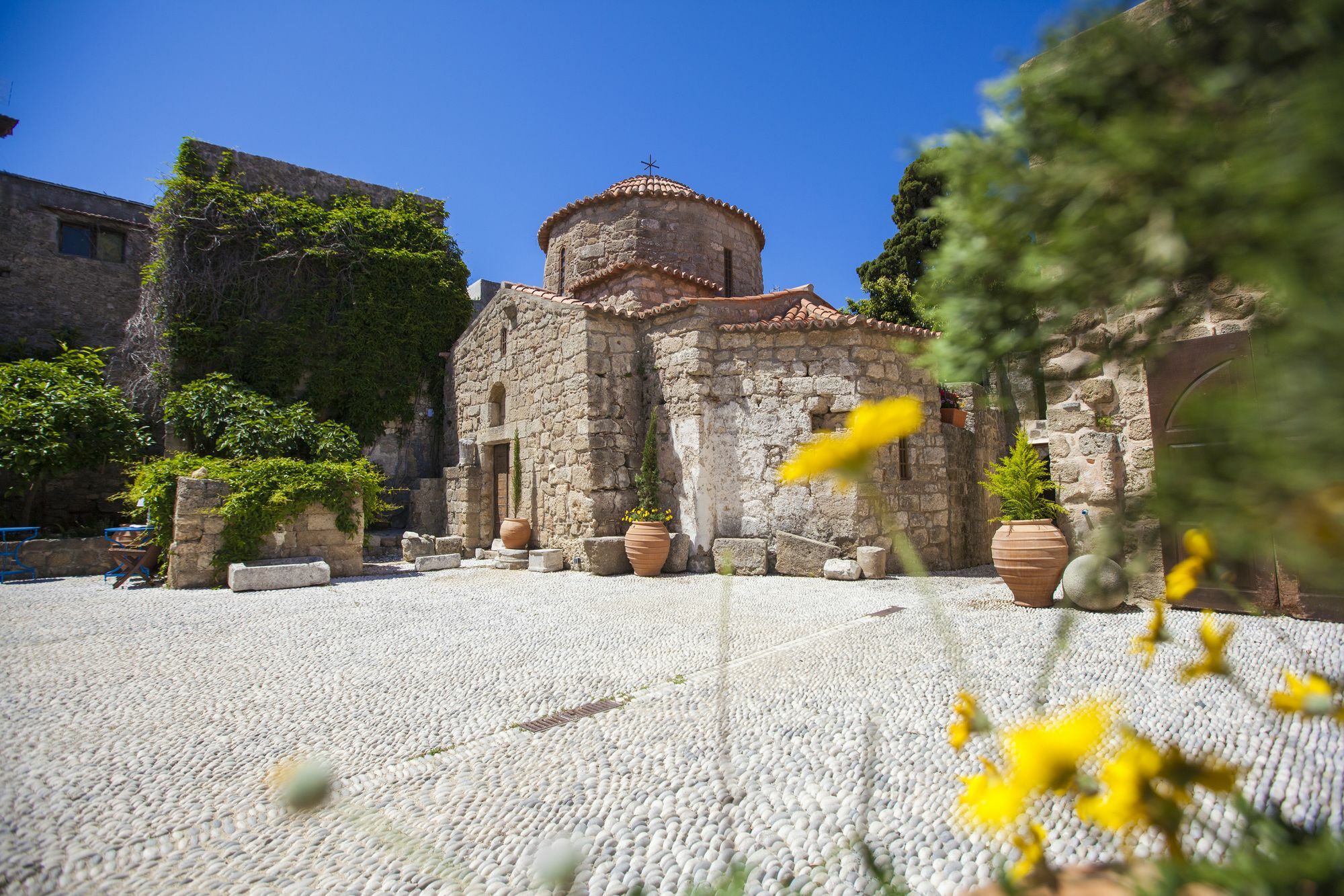 Saint Artemios Hotel And Oriental Suites Rhodes City Buitenkant foto